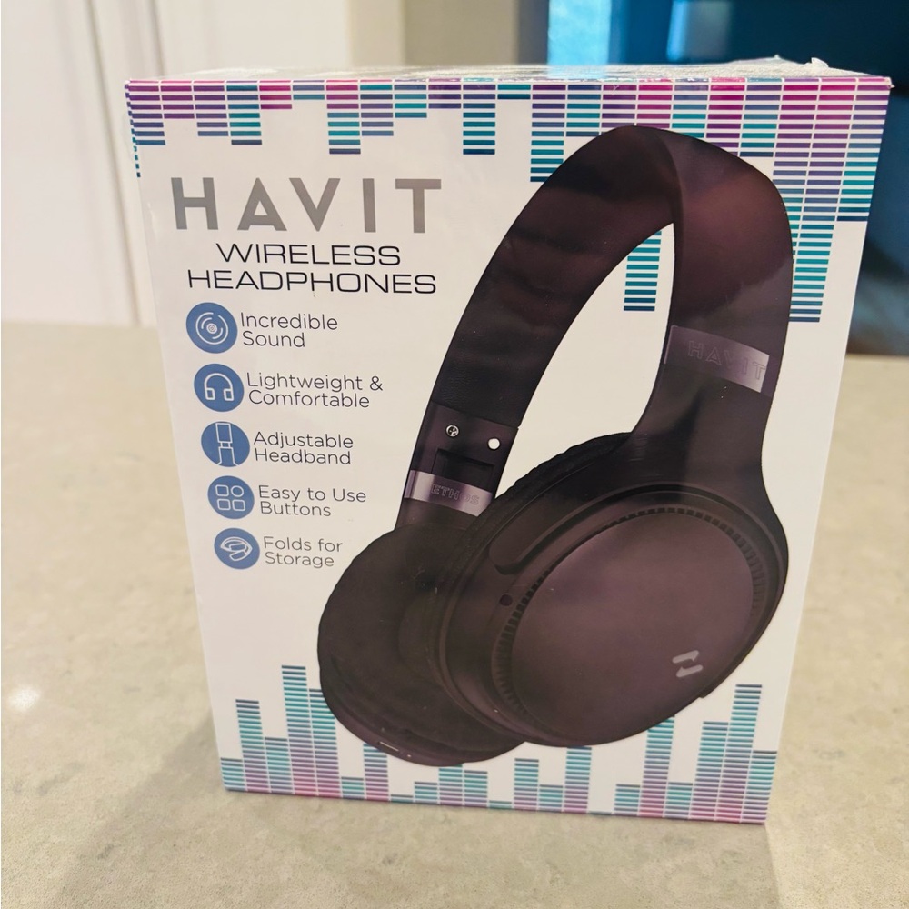 Over-Ear Wireless Headphones - Black